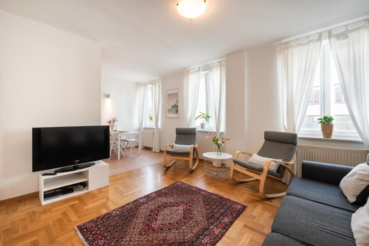 Apartament New Town Spacious